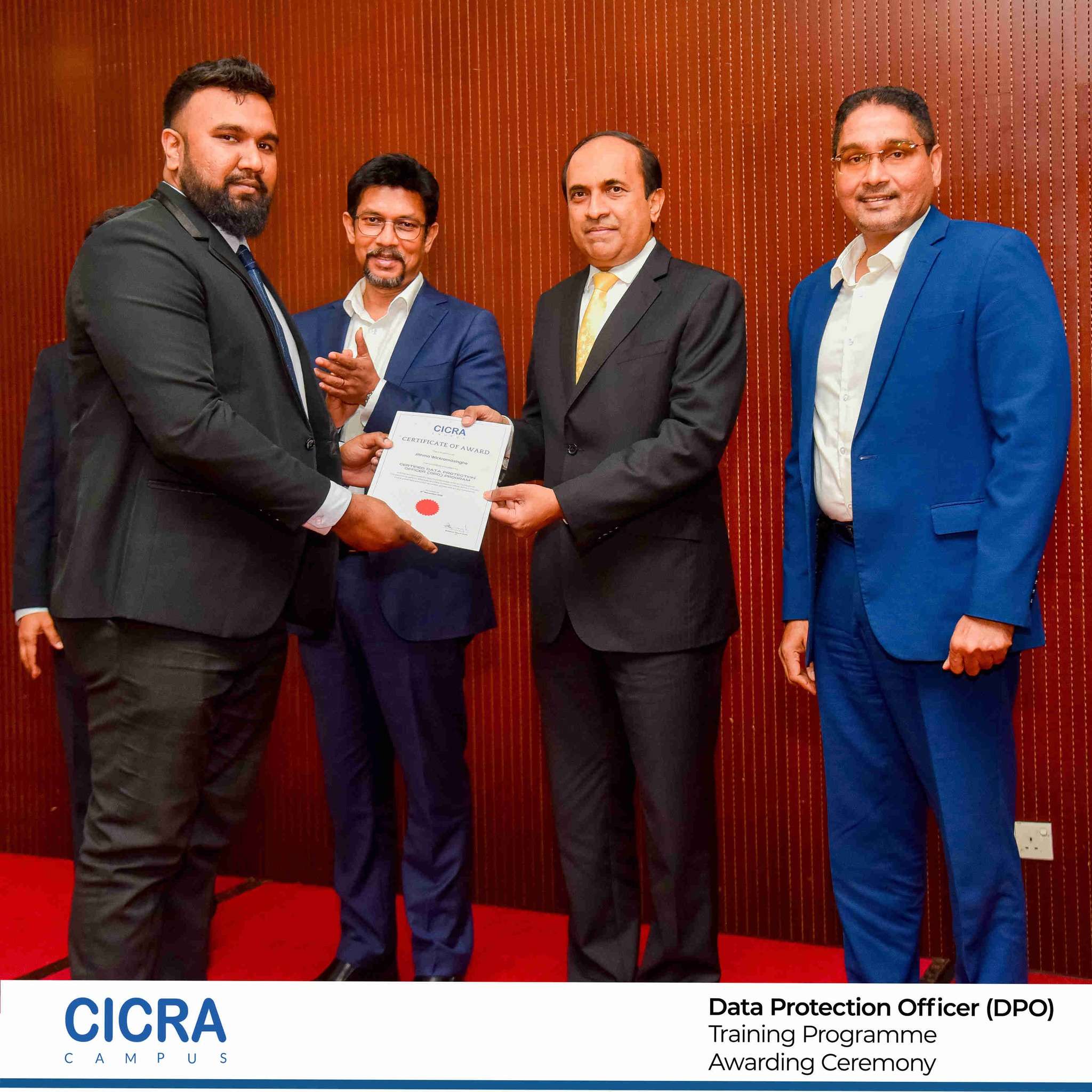 586786223_1267095378767909_4521869941600438133_n